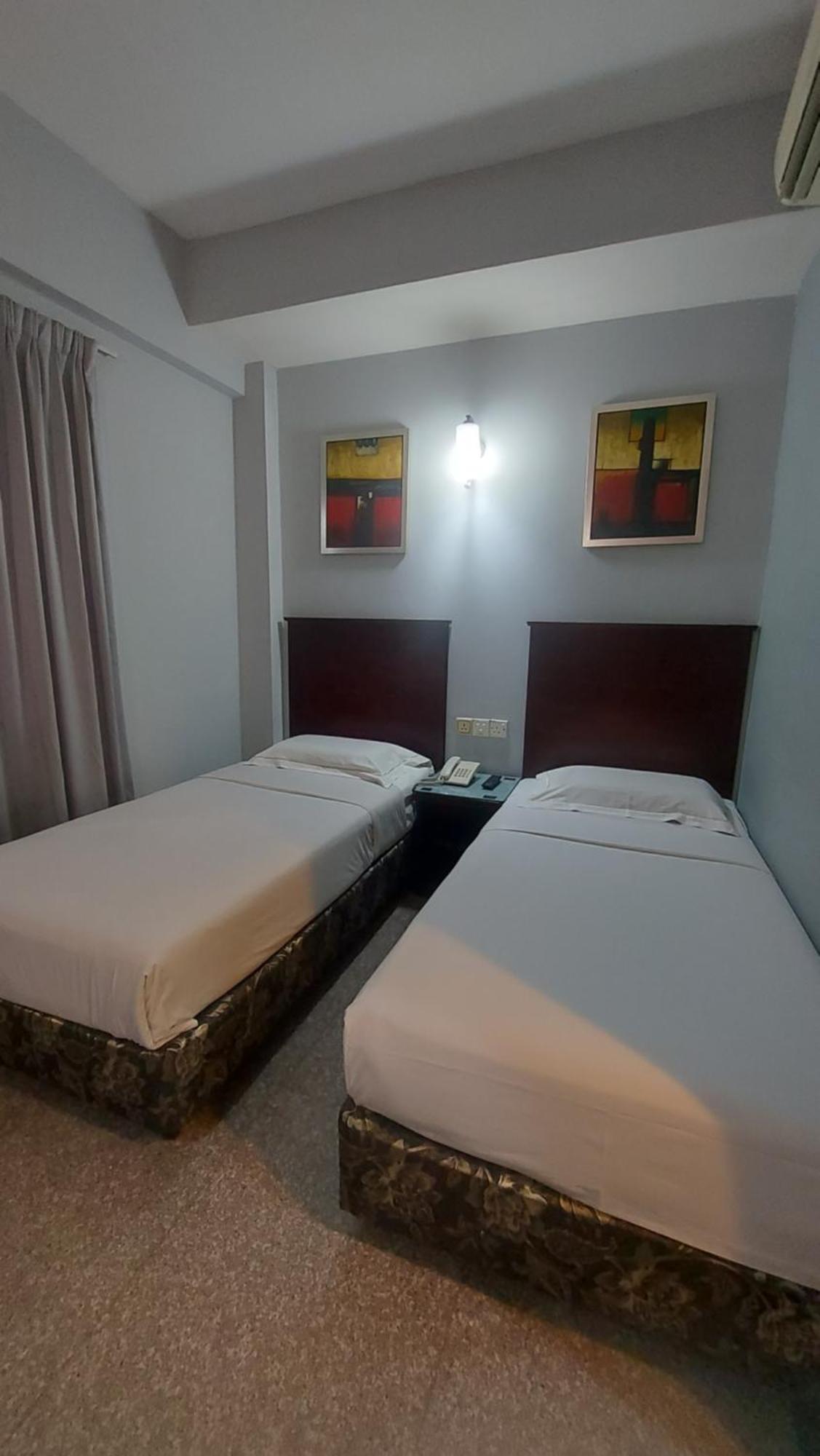 Hotel Sri Puchong Sdn Bhd Ngoại thất bức ảnh