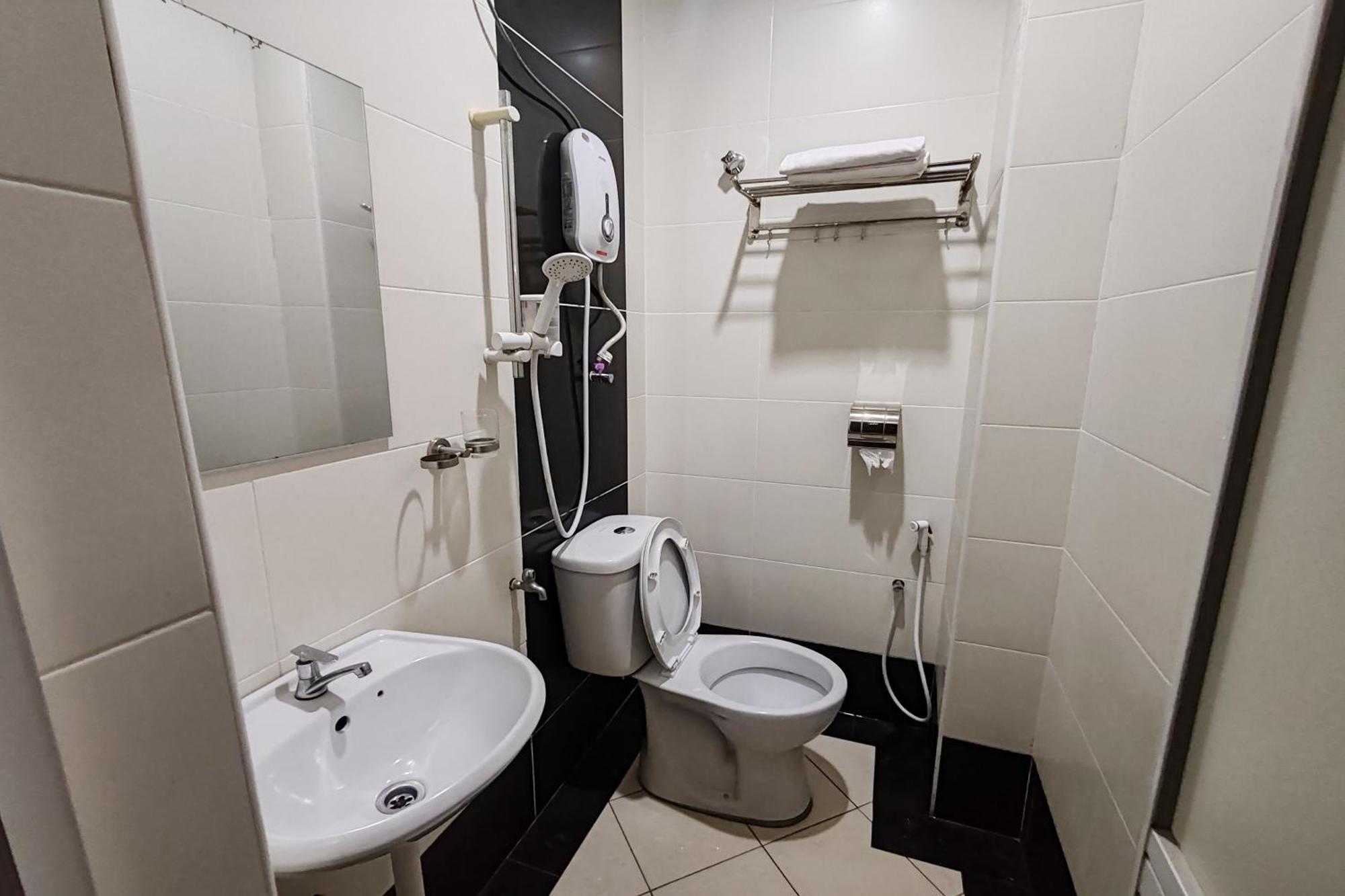 Hotel Sri Puchong Ngoại thất bức ảnh