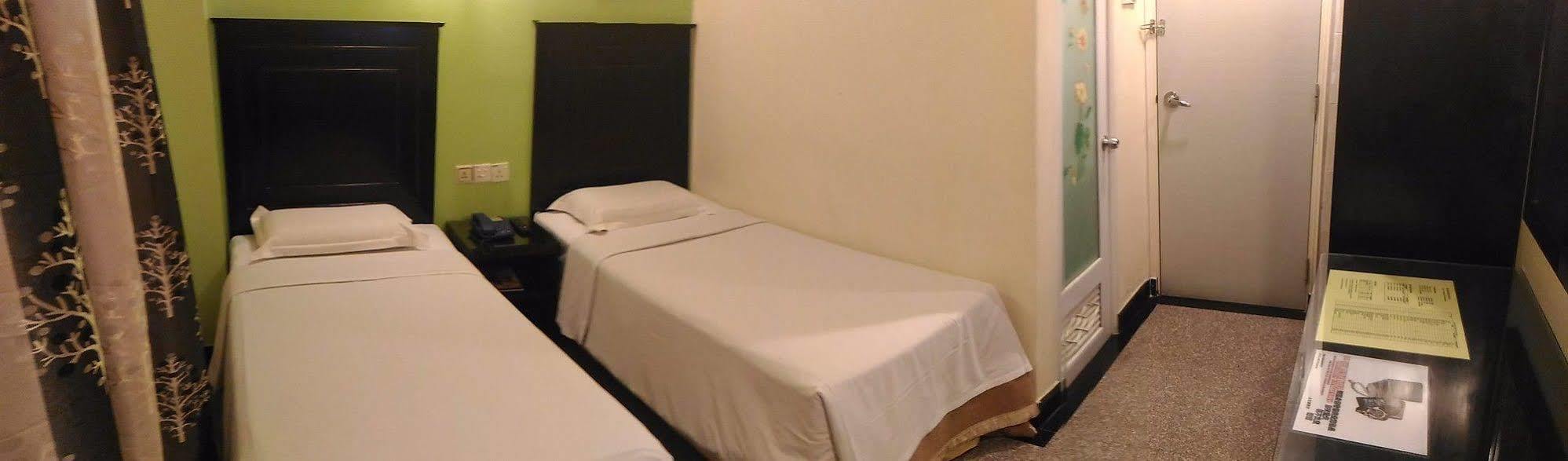 Hotel Sri Puchong Sdn Bhd Ngoại thất bức ảnh